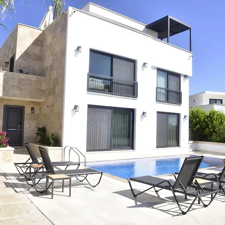 La Marina Yalikavak Aparthotel